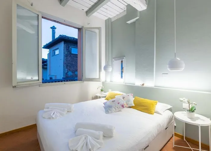 Everyday Torre Medioevale * Bolonia